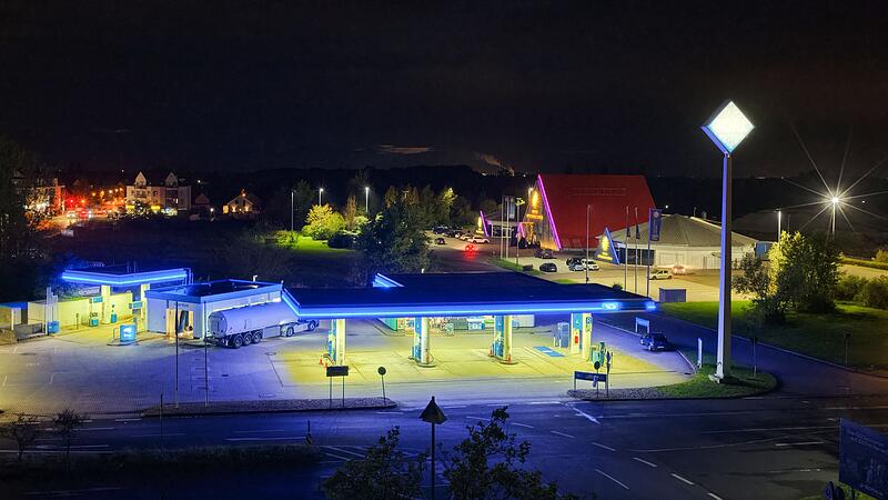 Tankstelle am Abend