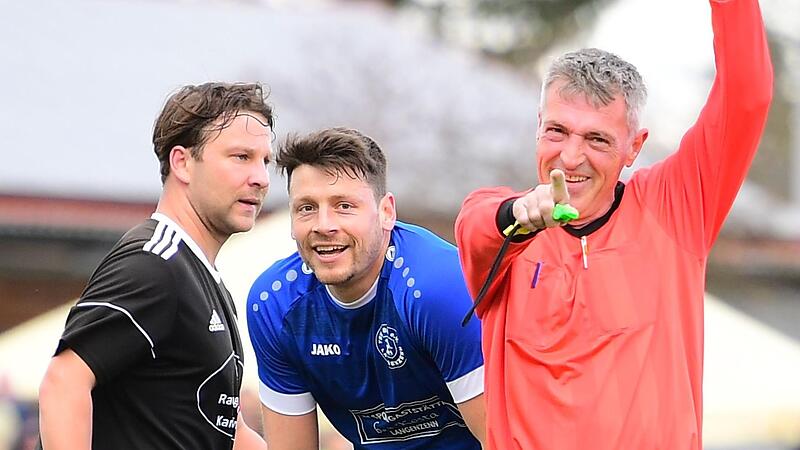 Die Schiedsrichter d&uuml;rfen sich freuen: Zur kommenden Spielzeit hat der Bayerische Fu&szlig;ball-Verband die Spesen f&uuml;r Unparteiische in allen bayerischen Ligen deutlich angehoben.