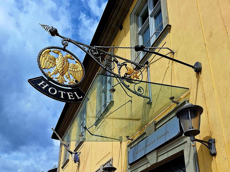 Das Hotel „Goldener Adler“ ist seit Jahrzehnten eine feste Institution in  Halstadt.