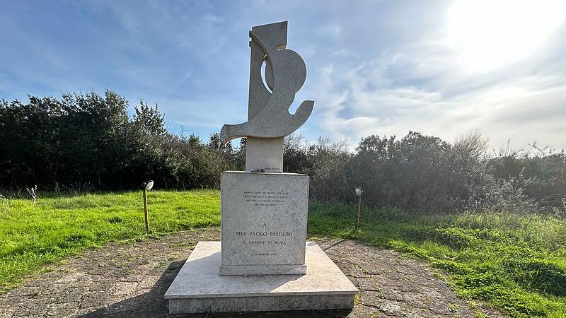 Denkmal für italienischen Filmregisseur Pier Paolo Pasolini