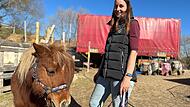 Andrea Besler und Pony Daisy