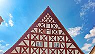 Der „Sturch“, das älteste Fachwerkhaus in Ebensfeld, ist rund 370 Jahre alt. Es wurde nach dem 30-jährigen Krieg errichtet.Heinz Fischer Der „Sturch“, das älteste Fachwerkhaus in Ebensfeld, ist rund 370 Jahre alt. Es wurde nach dem 30-jährigen Krieg errichtet.Heinz Fischer