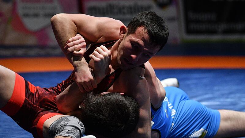 Die Eagles Lichtenfels um Marlan Mukashev (oben) machten gegen den RSV Rotation Greiz einen großen Schritt in Richtung Meisterschaft.