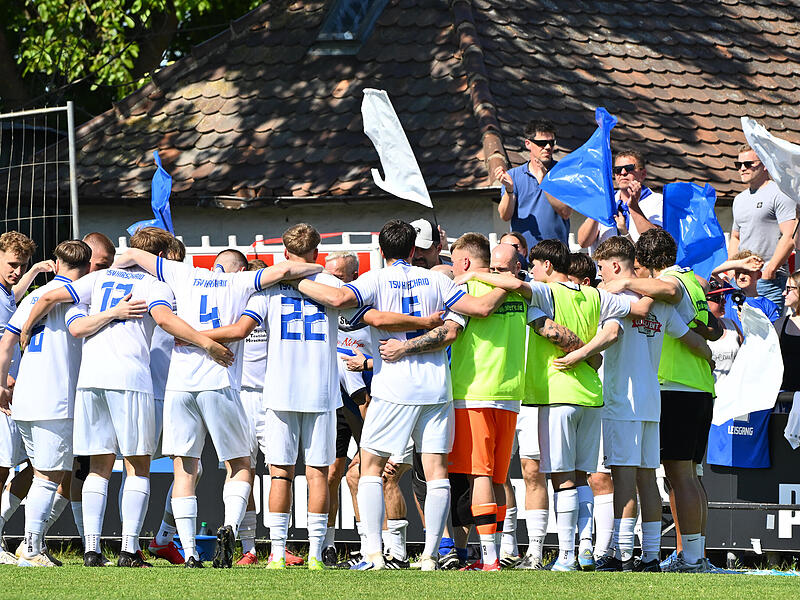 Den Landesliga-Aufstieg verpasste Hirschaid in der Relegation. Enrike Catalan Keck (Nr. 22.) spielt k&uuml;nftig trotzdem h&ouml;her, kickt in der Regionalliga.
