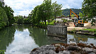 An der Wiesent in Ebermannstadt laufen die Arbeiten f&uuml;r den neuen S&auml;gm&uuml;hlsteg.