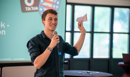 León Eberhardt León Eberhardt