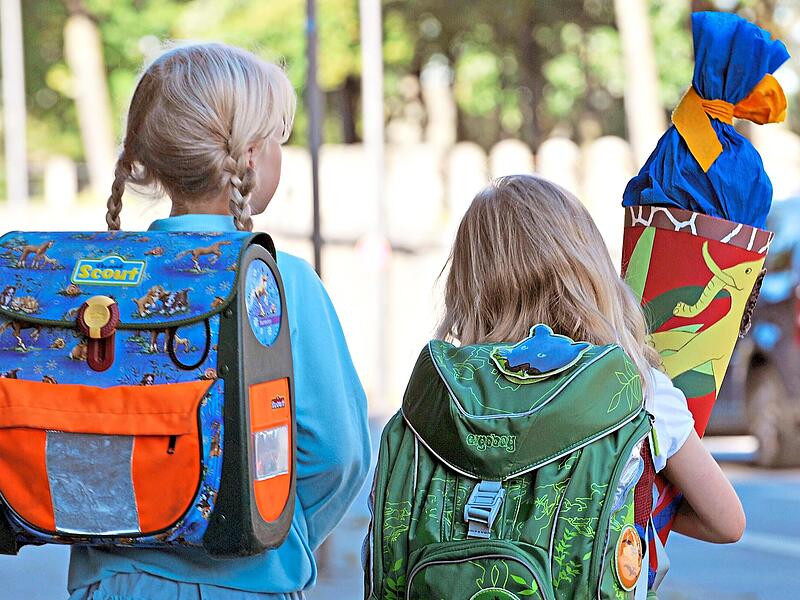 576 Kinder hatten gestern im Kreis Lichtenfels ihren ersten Schultag. Frank Leonhardt, dpa 576 Kinder hatten gestern im Kreis Lichtenfels ihren ersten Schultag. Frank Leonhardt, dpa