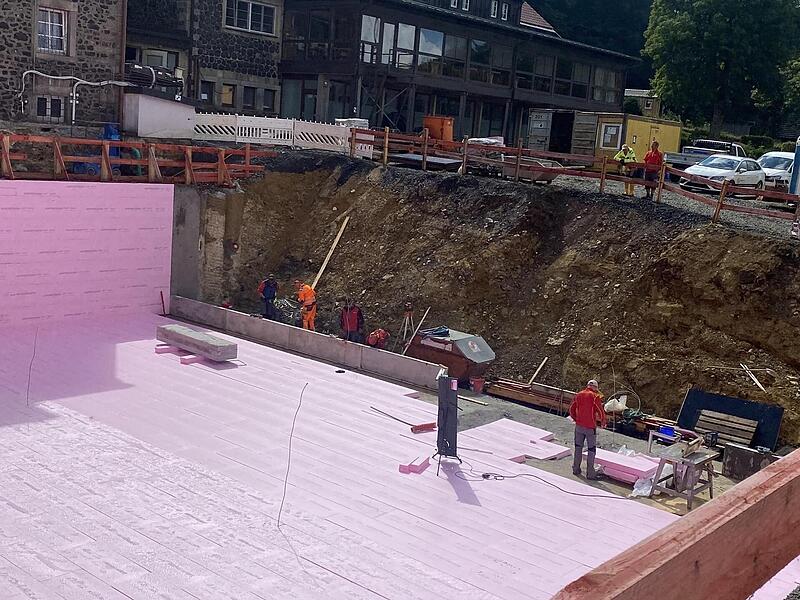 Große Baustelle am Kloster Kreuzberg: Neue Brauerei entsteht