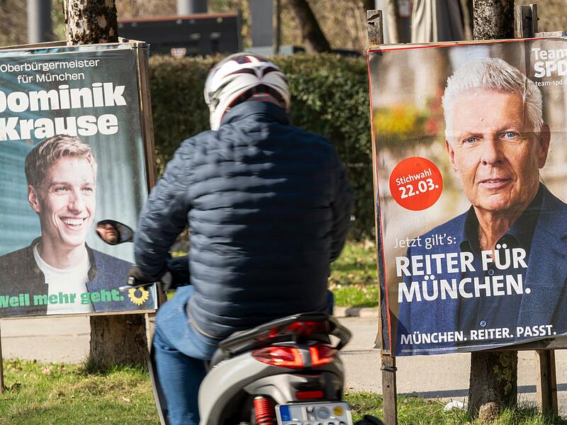 Nach den Kommunalwahlen in Bayern - Wahlplakate