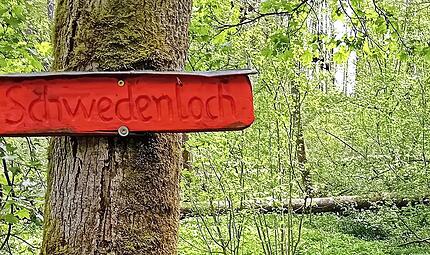 Rund um das Schwedenloch im Wässernachtal ranken sich verschiedene Sagen. Rund um das Schwedenloch im Wässernachtal ranken sich verschiedene Sagen.
