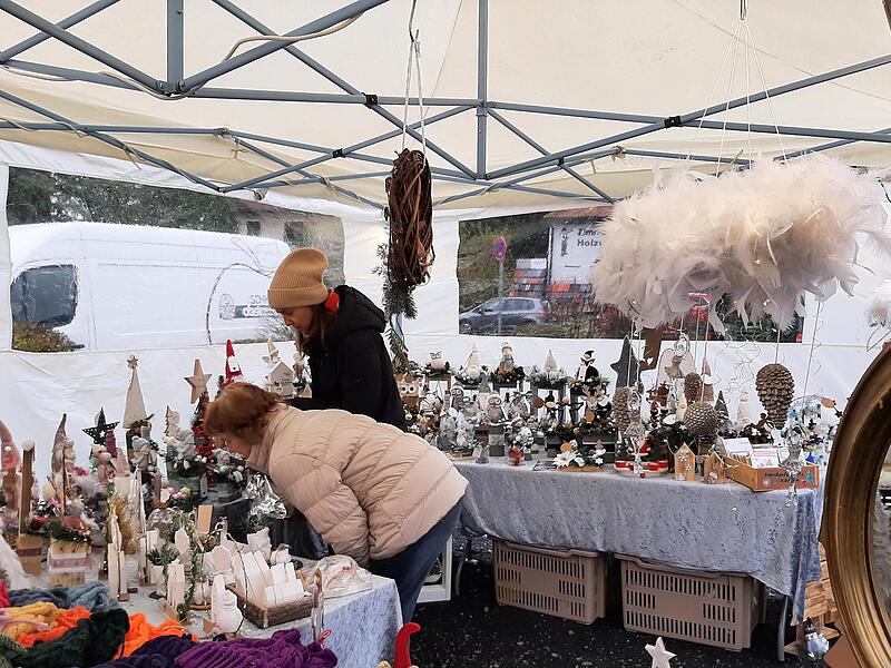 Handwerkliches und Selbstgemachtes gab es auf dem Weihnachtsmarkt der Nüdlinger Werkstatt der Lebenshilfe.