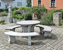 Der Dorfplatz in Ro&szlig;dorf am Forst.