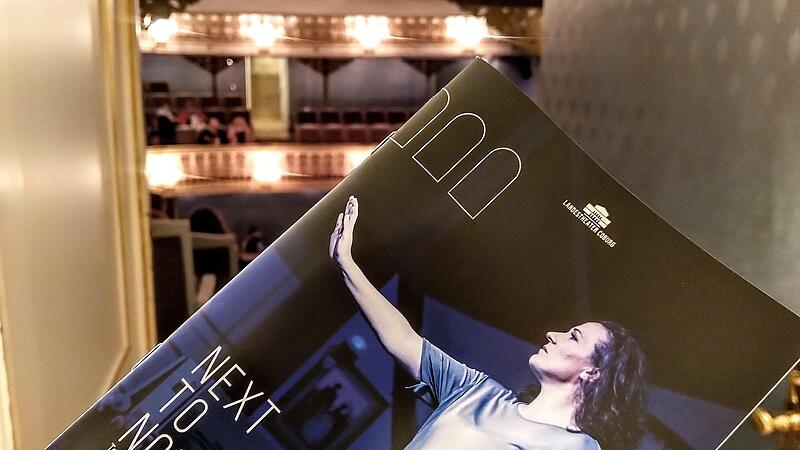 die nächste Vorstellung des Musicals „Next to Normal“ findet am Ostersonntag am Landestheater Coburg statt.