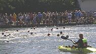 Der Auftakt erfolgte am „Altmain“ mit der 750 m langen Schwimmstrecke vor den Augen der Zuschauer.
