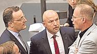 Sind sich wahrlich nicht immer einig (von links): Jens Spahn, Unionsfraktionschef, Alexander Hoffmann, CSU-Landesgruppenchef, und Matthias Miersch, SPD-Fraktionschef.