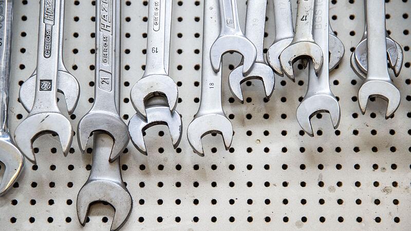 Werkzeug in Autowerkstatt