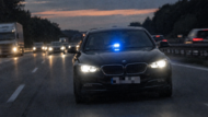 "Spaßfahrt" auf A73: Strafverfahren für Raser – Trick macht fassungslos "Spaßfahrt" auf A73: Strafverfahren für Raser – Trick macht fassungslos
