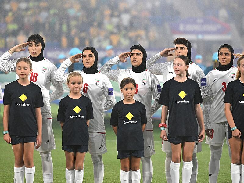 Iranisches Team bei der Fu&szlig;ball-Asienmeisterschaft der Frauen