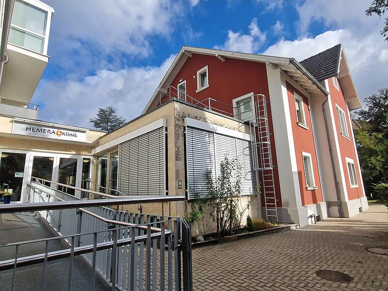Die Hemera-Klinik in Bad Kissingen ist spezialisiert auf die psychische Gesundheit junger Menschen. Die Hemera-Klinik in Bad Kissingen ist spezialisiert auf die psychische Gesundheit junger Menschen.