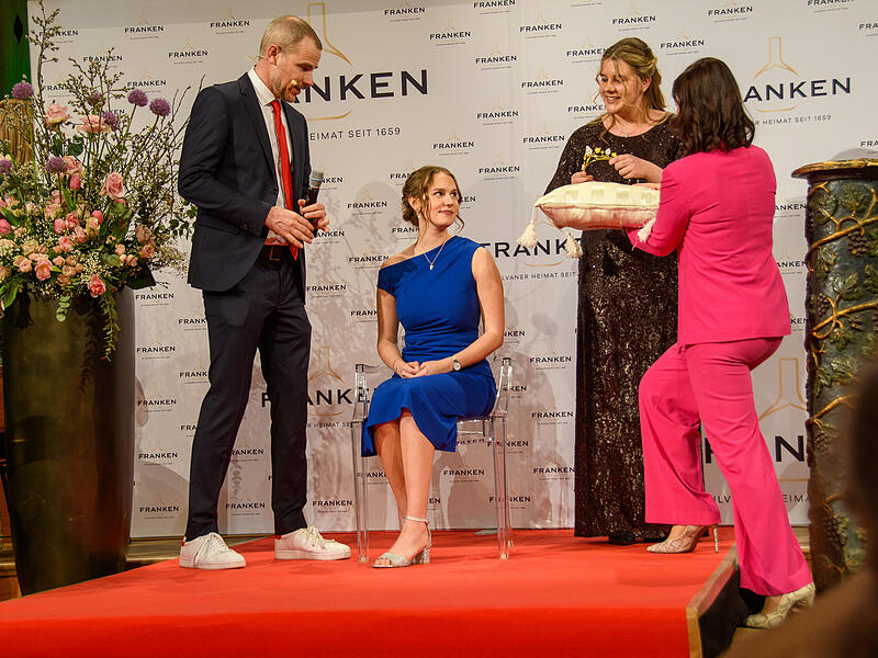 Hier kommt das Kr&ouml;nchen!