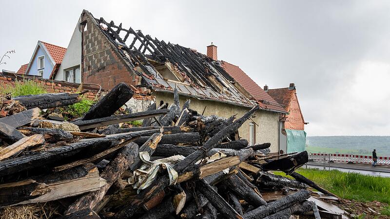 Die Spuren des Brandes sind in Platz bis heute deutlich sichtbar.