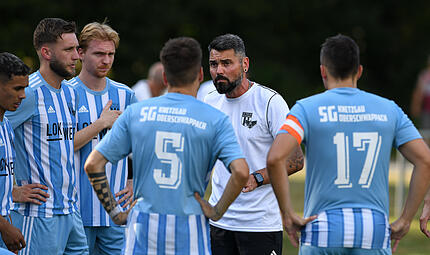 FSV Viktoria Krum vs. TSV Knetzgau, Krum, Sportgelände Krum Auf Kurs Klassenerhalt: Michael Finster und der TSV Knetzgau liegen zur Winterpause auf Rang 11 der Bezirksliga Ost.