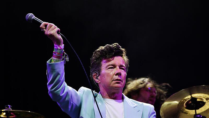 Kults&auml;nger Rick Astley wird 60: &laquo;Ich habe eine Rockband&raquo;