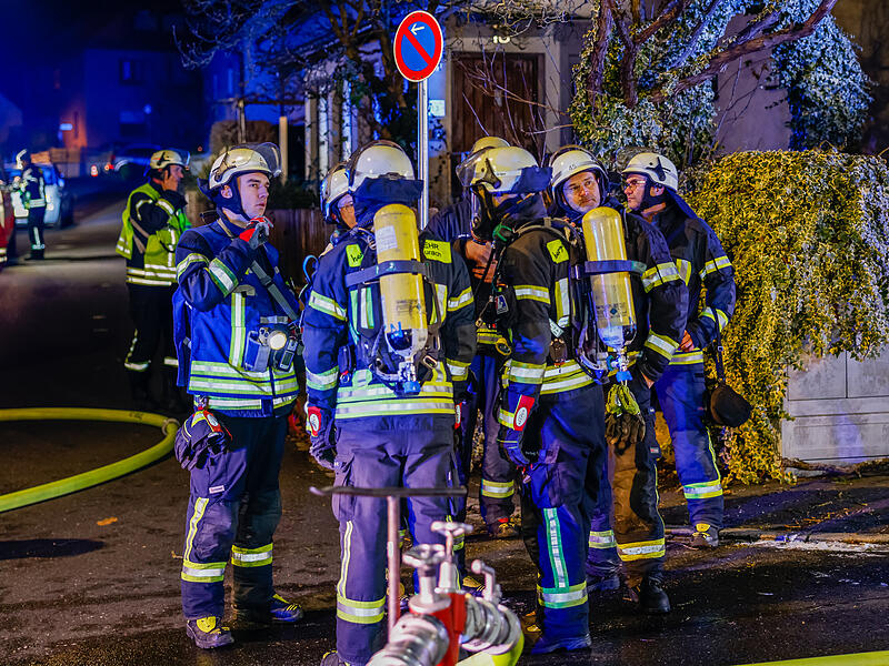 Feuerwehreinsatz in Herzogenaurach am 1. AdventFeuerwehreinsatz in Herzogenaurach am 1. Advent Feuerwehreinsatz in Herzogenaurach am 1. Advent.