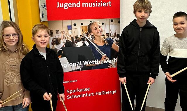 Xaver Lell, Julius Rückel, Moritz Warmuth, Jovan Novakovic. Xaver Lell, Julius Rückel, Moritz Warmuth, Jovan Novakovic.