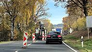 Die Bundesstraße 173 wird auf Höhe der Ortsdurchfahrt Oberlangenstadt Instand gesetzt.