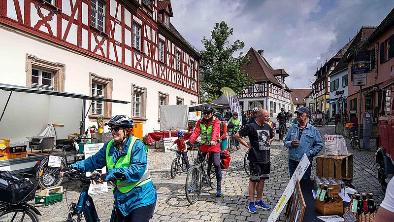 Die Fahrradmesse lockte Hunderte Radbegeisterte nach Herzogenaurch.