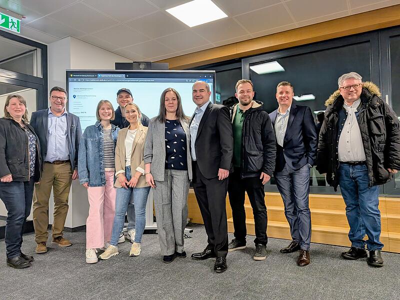 Dominik W. Heike gewinnt ersten Wahldurchgang in Neustadt bei Coburg