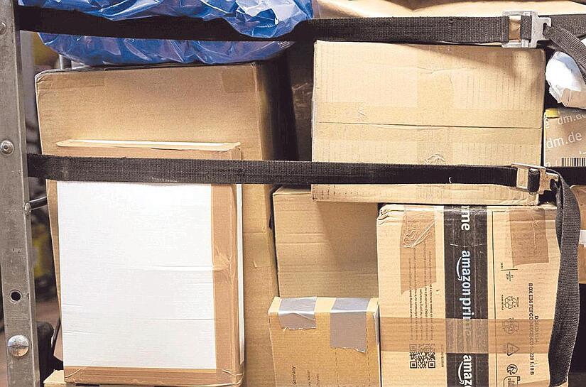 Die EU verbietet H&auml;ndlern k&uuml;nftig, zur&uuml;ckgesendete Kleidung zu entsorgen.