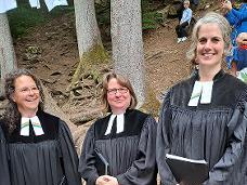 Die Pfarrerinnen Sibylle Stargalla, Katrin Grimmer und Simone Hewelt (v. r.).