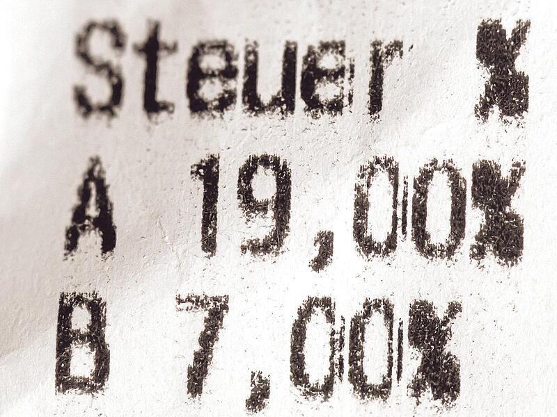 Aktuell liegt die Mehrwertsteuer f&uuml;r die meisten Produkte bei 19 Prozent.