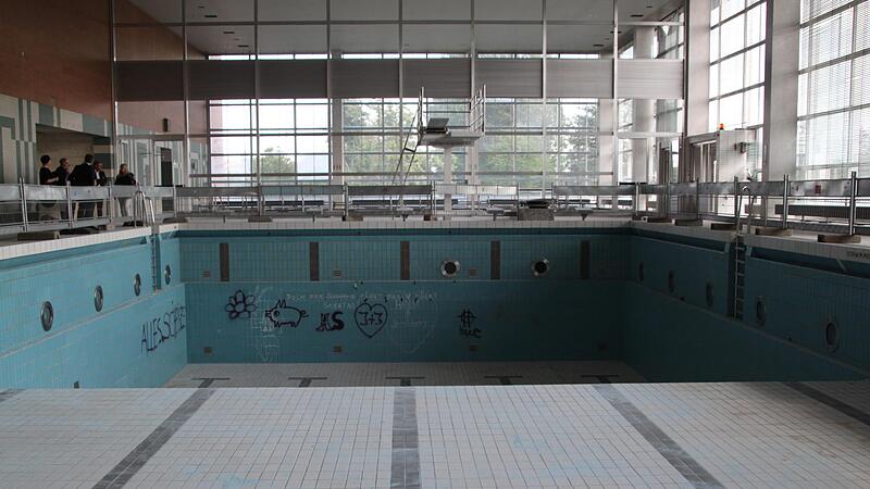 Ins alte Hallenbad am Margaretendamm zieht neues Leben ein.
