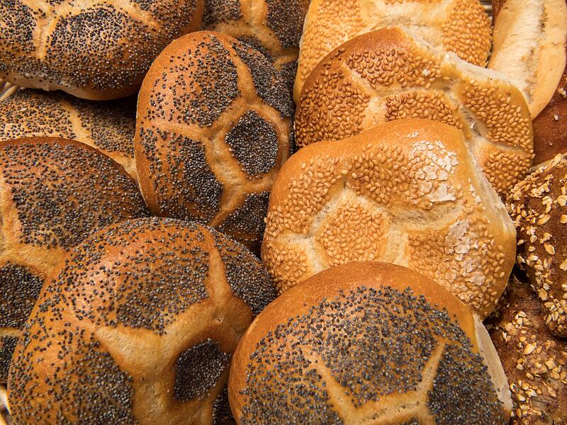 Br&ouml;tchen beim B&auml;cker