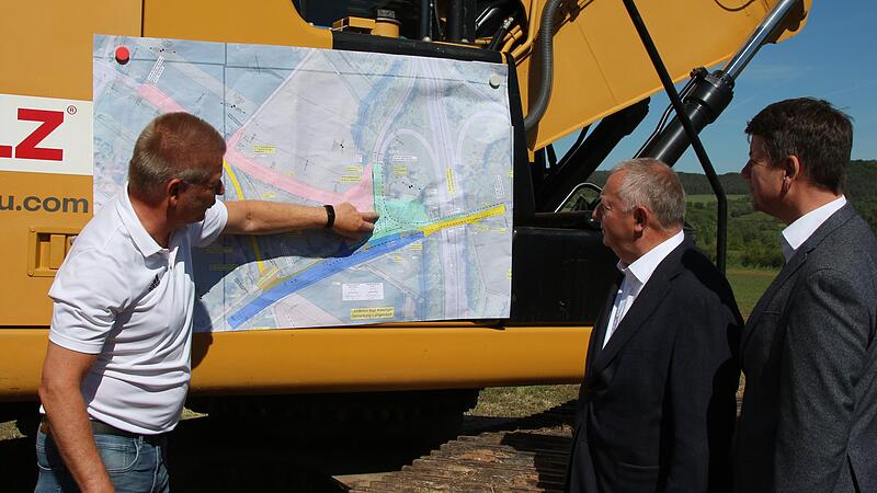 Spatenstich Kreisverkehr Langendorf