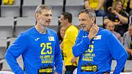 In einem Team: Weltmeister Henning Fritz und HSC-Vorstandssprecher Stefan Apfel (rechts)