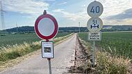 Ein lange gehegter Wunsch geht nun in Erfüllung; der Flurweg Ebelsbach – Stettfeld wird verbreitert, mit einen Fräsverfahren vorbereitet und mit einer Asphaltdecke versehen.