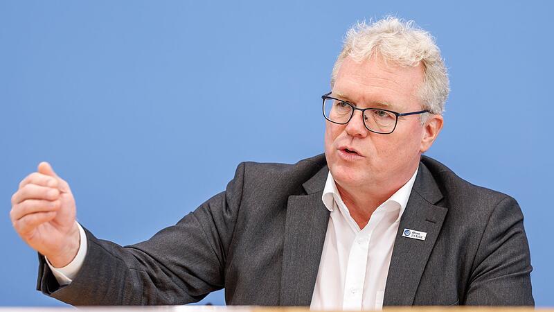 Dirk Flege