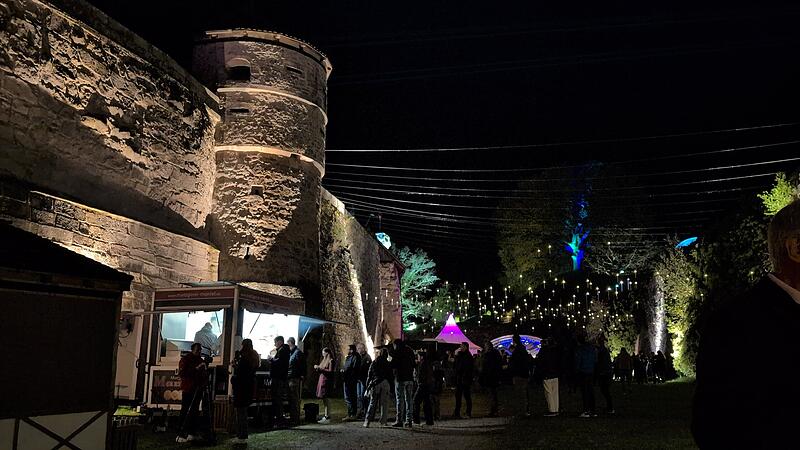 Kronach leuchtet 2025: Erste Eindr&uuml;cke vom Lichtkunstfestival