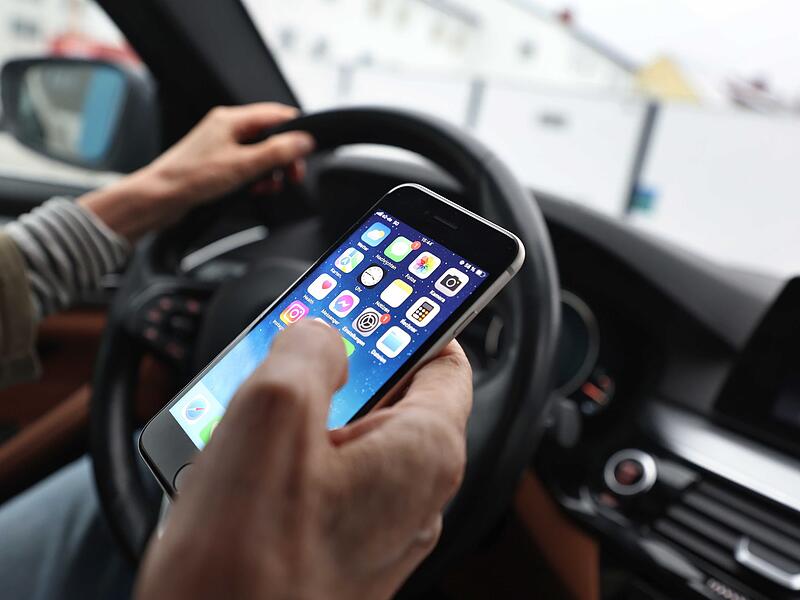 Handy am Steuer Handy am Steuer