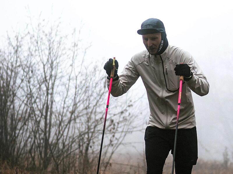Peter l&auml;uft &ndash; und das bei jedem Wetter. Egal ob bei seinem ersten Ultralauf, dem &bdquo;Ebbser Koasamarsch&ldquo; in &Ouml;sterreich &ndash; oder hier beim j&auml;hrlichen Lauftreff auf dem Staffelberg.