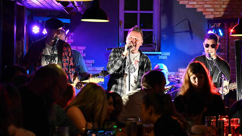 Lange haben sich die Forchheimer auf die Wiederbelebung des Kult-Events freuen müssen: Nun ist das Kneipenfetzt 2025 schon wieder Geschichte. Zeit für eine erste Bilanz - und einen Blick auf 2026.