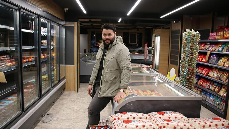 Der 24-jährige Mahsun Can Günerhan möchte in wenigen Tagen die Eröffnung seines neuen Lebensmittelmarktes in der Nürnberger Straße 2 feiern. Der Supermarkt “Güni“ soll ein Laden für alle Forchheimerinnen und Forchheimer werden.Forchheim & Fränkische Schweiz