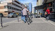 Radfahrer in der Hindenburgstraße Radfahrer in der Hindenburgstraße