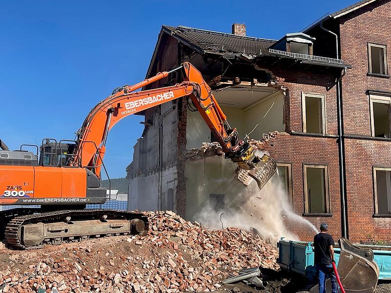 Trotz monatelanger Proteste wurde der Kulmbacher Güterbahnhof abgerissen.