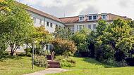 Fällt das idylisch gelegene Krankenhaus in Dornröschenschlaf? Fällt das idylisch gelegene Krankenhaus in Dornröschenschlaf?