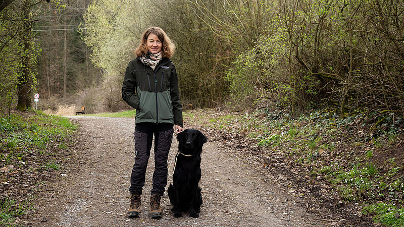 Jetzt den Fr&uuml;hlingswald erleben: F&ouml;rsterin Miriam Janthur gibt Tipps f&uuml;r nachhaltige Spazierg&auml;nge.